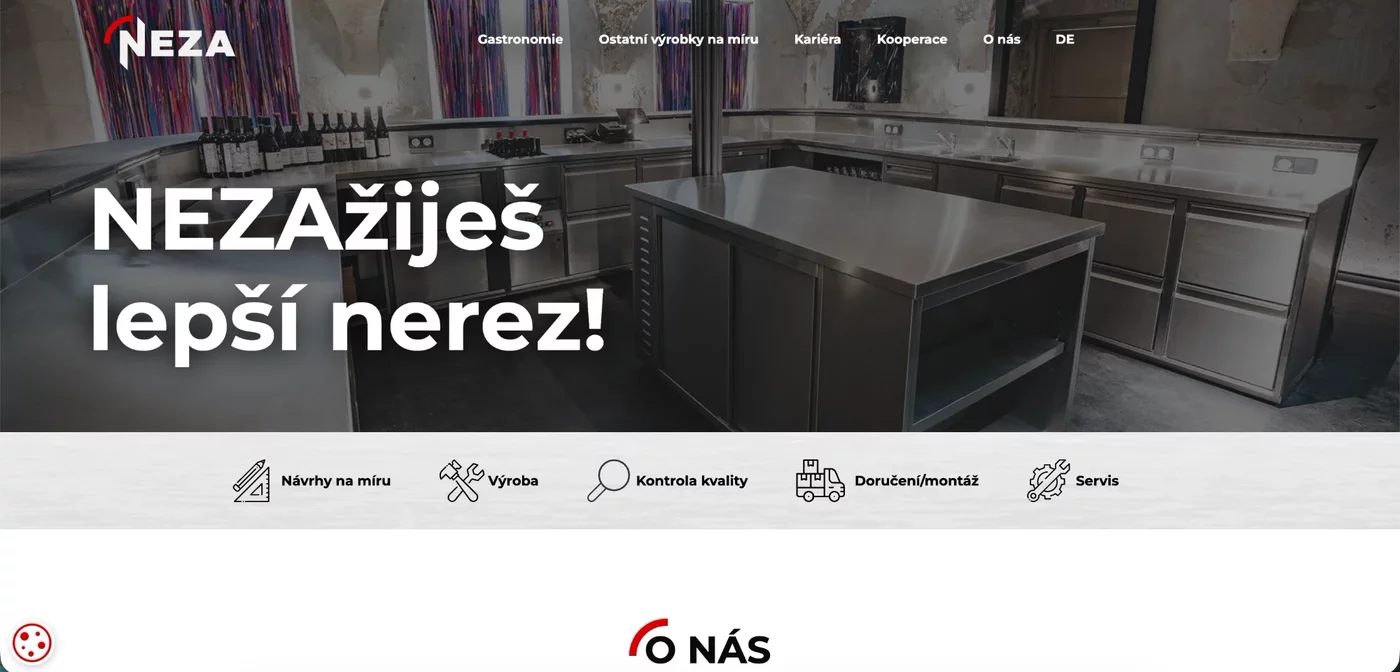 Úvodní stránka webu NEZA s claimem NEZAžiješ lepší nerez